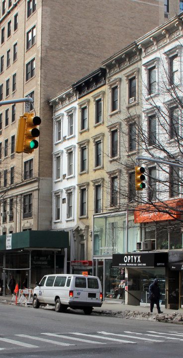 858 Lexington Ave in New York, NY - Foto de edificio
