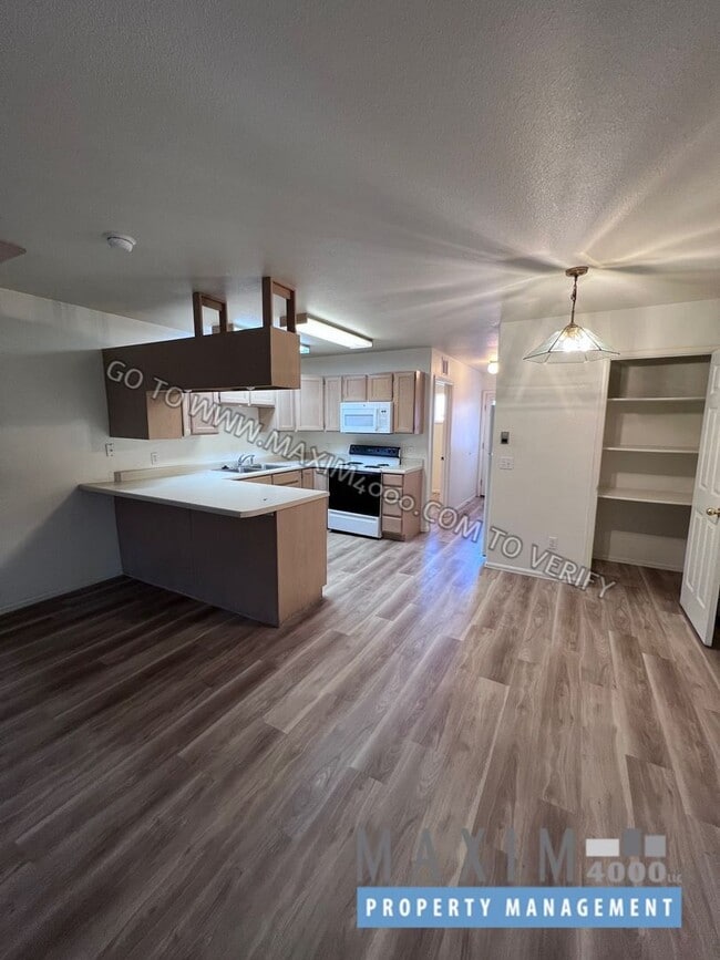 2150 College Pl in Grand Junction, CO - Building Photo - Building Photo