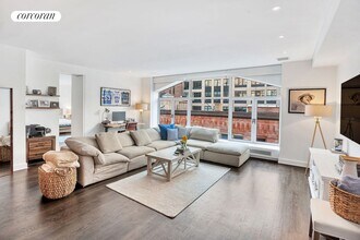 129 W 20th St in New York, NY - Building Photo - Building Photo
