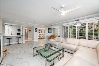 231 2nd Ave S in Naples, FL - Building Photo - Building Photo