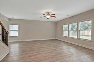 112 Chase Landing Dr in Loganville, GA - Building Photo - Building Photo
