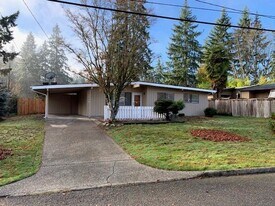 16417 NE 16th Pl in Bellevue, WA - Building Photo
