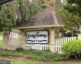 3 Witherspoon Ct in East Windsor, NJ - Building Photo