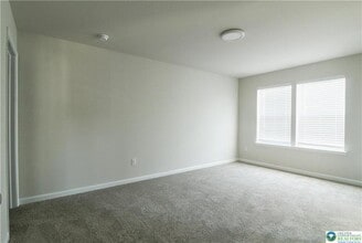 1188 Susan Cir in Breinigsville, PA - Building Photo - Building Photo