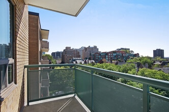 151 St George St in Toronto, ON - Building Photo - Building Photo