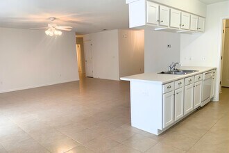 499 Spring Brook Ln in Mary Esther, FL - Building Photo - Building Photo