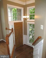 18830 Silverwood Terrace in Leesburg, VA - Building Photo - Building Photo