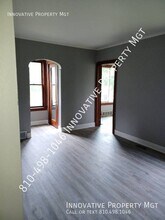 3814 Brown St in Flint, MI - Building Photo - Building Photo