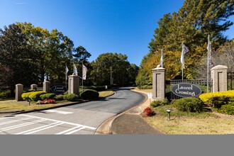 Laurel Crossing in Lagrange, GA - Building Photo - Building Photo