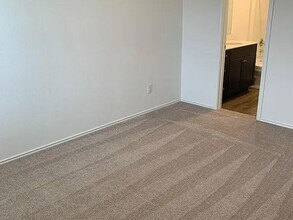 136 Texas Angel Wy in Jarrell, TX - Building Photo - Building Photo