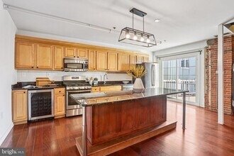 810 N Hancock St in Philadelphia, PA - Foto de edificio - Building Photo