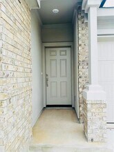 204 Herald Dr in Hutto, TX - Building Photo - Building Photo