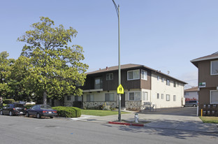 665 Kirkland Dr Apartments