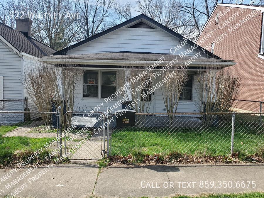 922 Whitney Ave in Lexington, KY - Building Photo