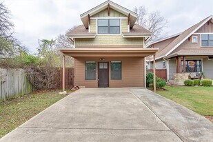 1400 Cuernavaca Dr N in Austin, TX - Building Photo