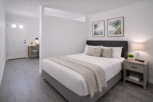 928 Ferry Rd in Galveston, TX - Building Photo