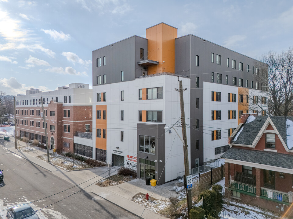 Indwell - Heartwood Apartments in Hamilton, ON - Building Photo