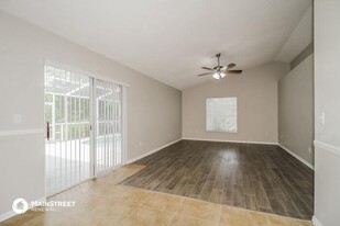 4738 Kati Lynn Dr in Apopka, FL - Building Photo - Building Photo