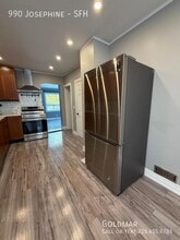 990 Josephine Ave in Windsor, ON - Building Photo - Building Photo