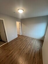 12 Florence St in Malden, MA - Foto de edificio - Building Photo