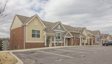 Townhomes of Nashboro Village Apartments in Nashville, TN - Building Photo - Building Photo