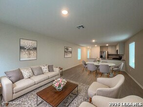 7611 Aston Cross in San Antonio, TX - Building Photo - Building Photo