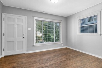 7068 Sutherland Ave in St. Louis, MO - Building Photo - Building Photo