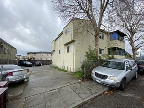 2235 Inyo Ave in Oakland, CA - Building Photo - Building Photo