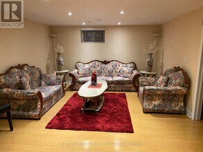 555 Weir Ave in Oakville, ON - Building Photo - Building Photo