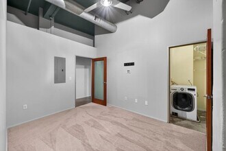 1136 Washington Ave in St. Louis, MO - Building Photo - Building Photo