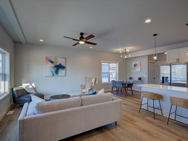 property at 139 Prairie Heights Dr