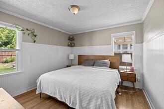 2808 W Upton Ave in Spokane, WA - Foto de edificio - Building Photo