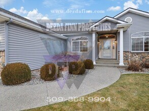 16513 E 9th Ln in Spokane Valley, WA - Building Photo - Building Photo