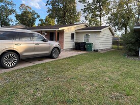 7626 Rhobell St in Houston, TX - Building Photo