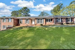 780 Captain Kell Dr in Macon, GA - Building Photo