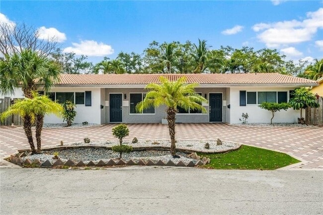 property at 922 Orange Isle