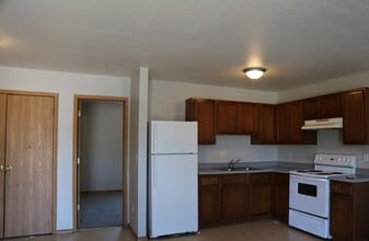 501 Daniel Pl, Unit A in Springdale, AR - Building Photo - Building Photo