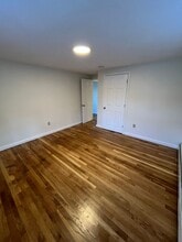 253 Stackpole St in Lowell, MA - Building Photo - Building Photo