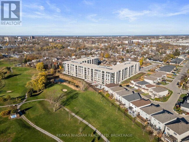 50 Herrick Ave in St Catharines, ON - Building Photo - Building Photo