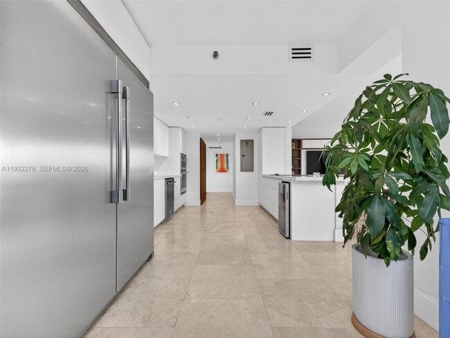11113 Biscayne Blvd in Miami, FL - Building Photo - Building Photo
