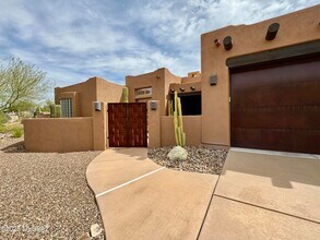 11096 N Pusch Ridge View Pl in Oro Valley, AZ - Building Photo - Building Photo