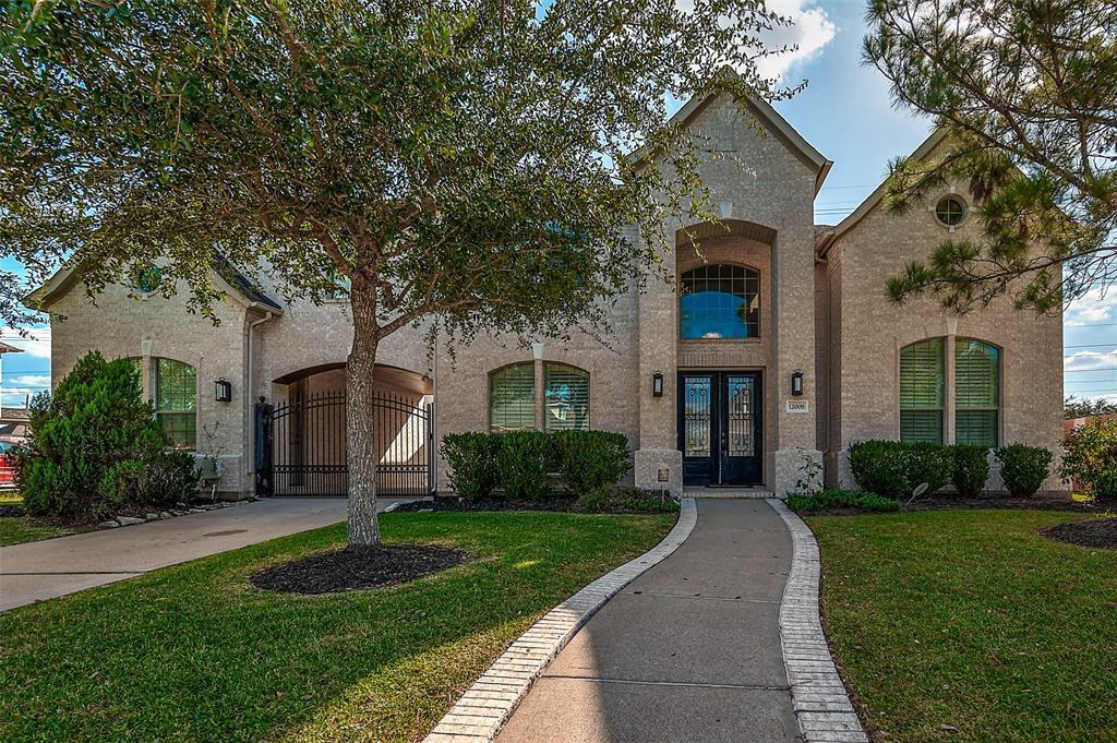 12008 Opal Creek Dr in Pearland, TX - Building Photo