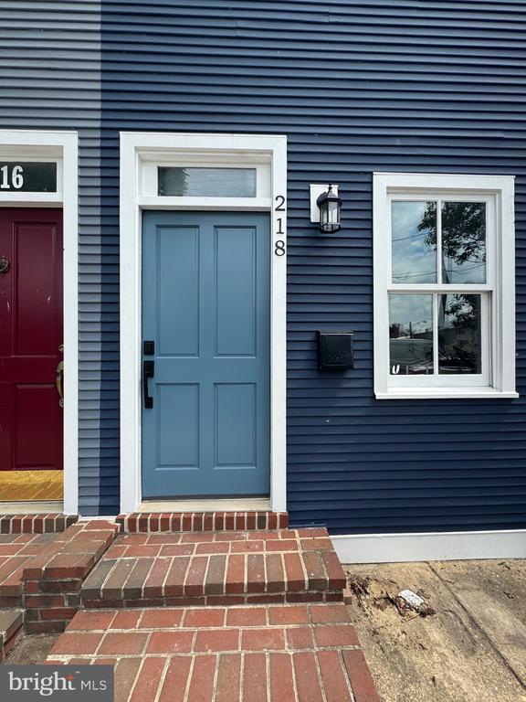 218 S Henry St in Alexandria, VA - Building Photo - Building Photo