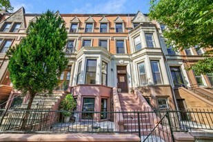 Magnificent 4 Bed 3.5 Bath Brownstone Duplex in Crown Heights in Brooklyn, NY - Building Photo
