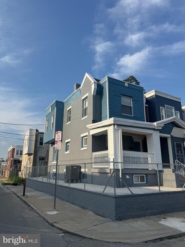 1945 W Airdrie St in Philadelphia, PA - Building Photo - Building Photo