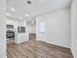 305 Grayson Baw Ln in Waller, TX - Building Photo - Building Photo