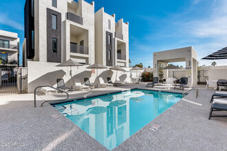 2030 East Michigan Ave in Phoenix, AZ - Building Photo - Building Photo
