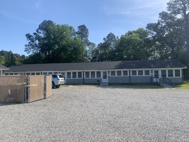 157 Old Shaw Rd in Fayetteville, NC - Building Photo - Building Photo