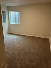 12354 Edgewater Dr in Papillion, NE - Building Photo - Building Photo