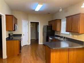 150 Harbor Creek Dr in Memphis, TN - Building Photo - Building Photo